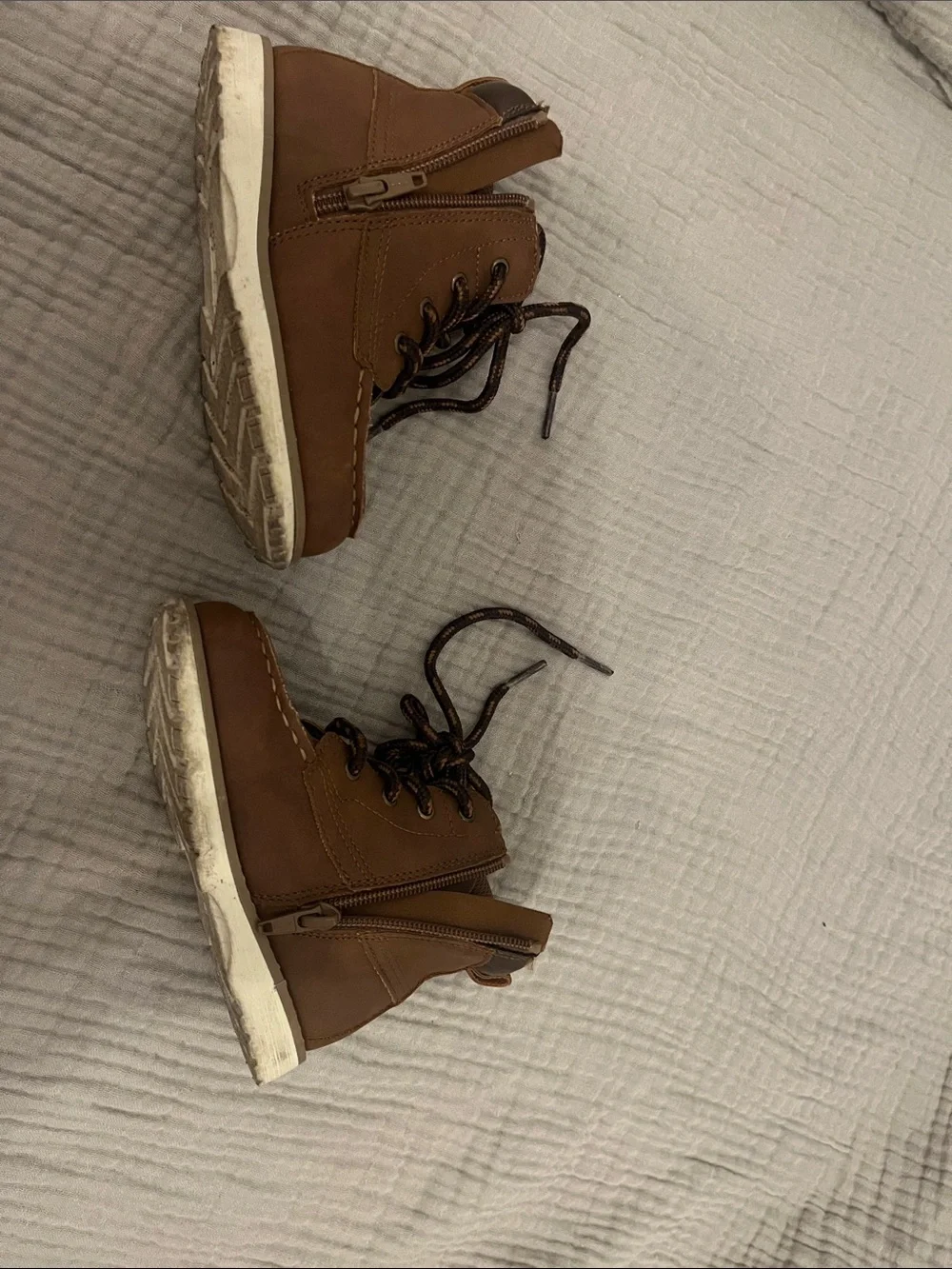 Old Navy Toddler Boy Faux Suede Side-Zip Lace up Boots size 9